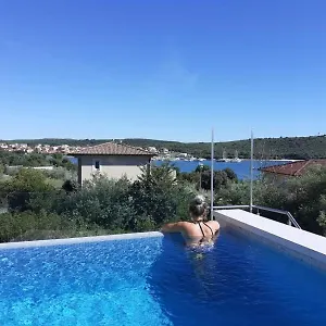Beatrice , Banjole Kroatien